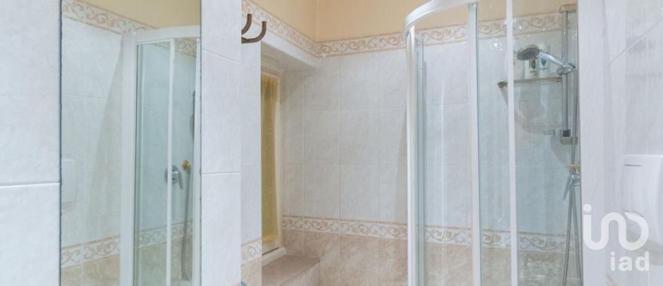 Trilocale di 69 m² a Genova (16123)