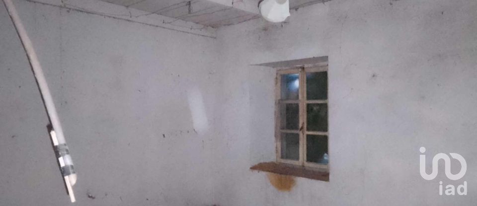 House 11 rooms of 219 m² in Cartosio (15015)