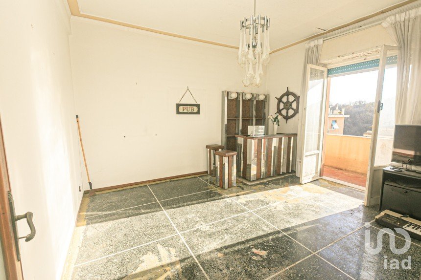 Bilocale di 110 m² a Genova (16132)