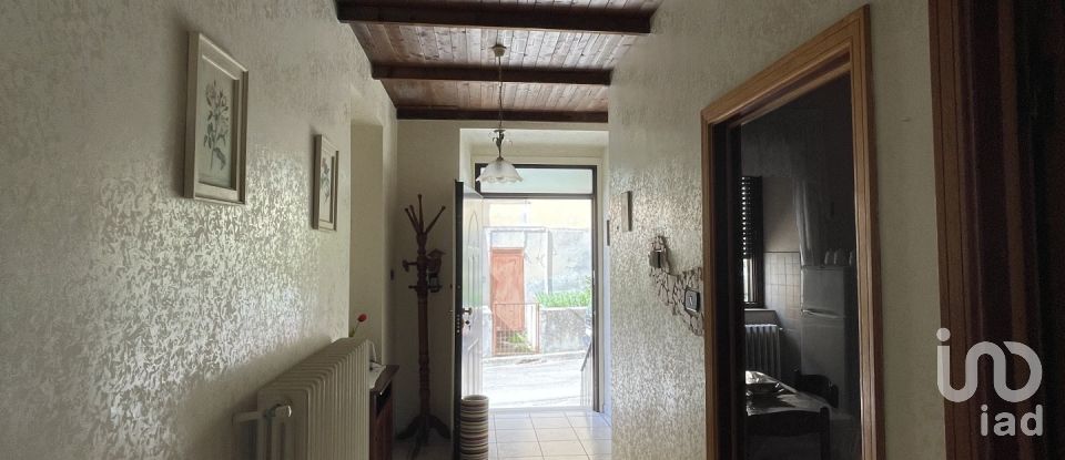 Costruzione di 139 m² in Pietranico (65020)