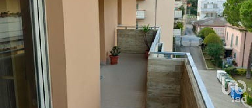 Appartamento 9 locali di 125 m² a Silvi (64028)