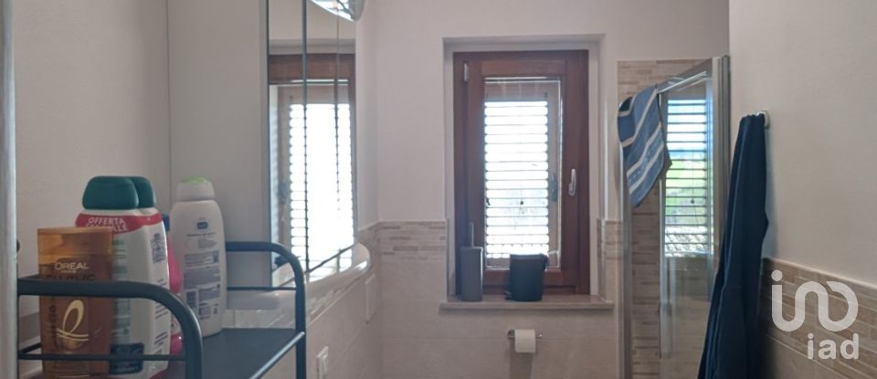 House 5 rooms of 180 m² in Ripe San Ginesio (62020)