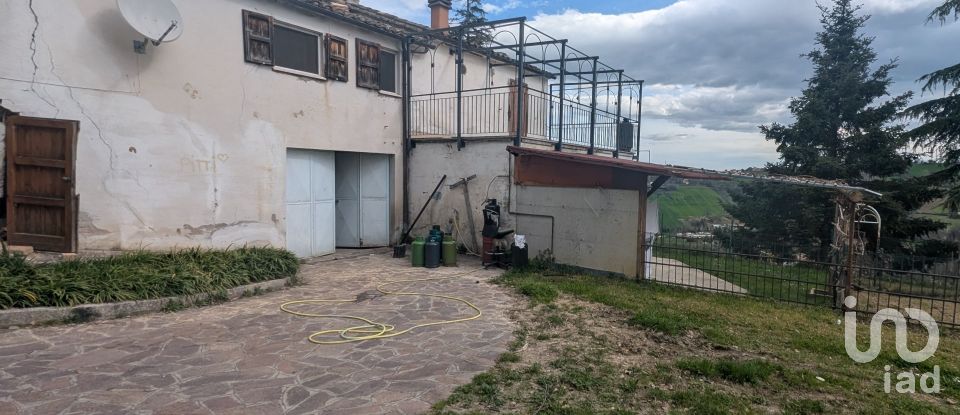 Casa indipendente 10 locali di 320 m² in Ripe San Ginesio (62020)