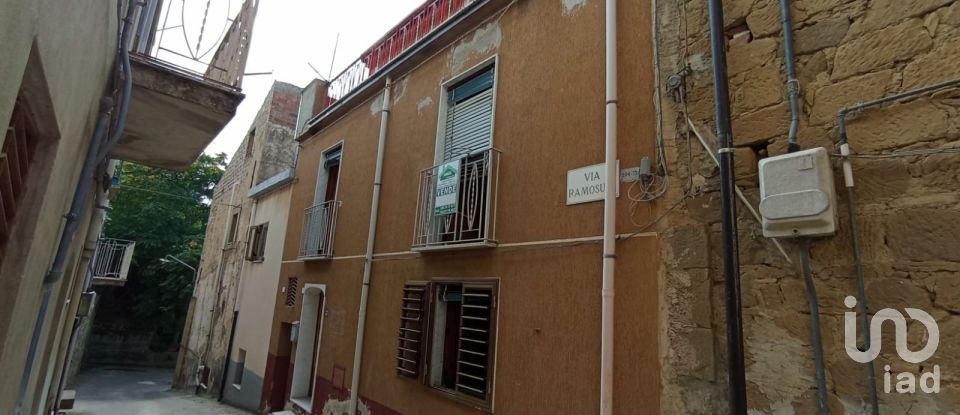 Casa indipendente / Villa 4 locali di 104 m² in Troina (94018)