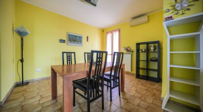 House 7 rooms of 513 m² in Portomaggiore (44015)