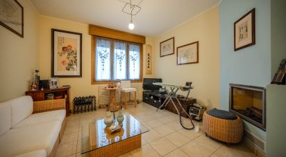 Appartamento 6 locali di 92 m² a Adria (45011)