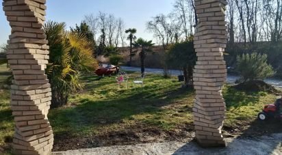 House 6 rooms of 100 m² in Vercelli (13100)