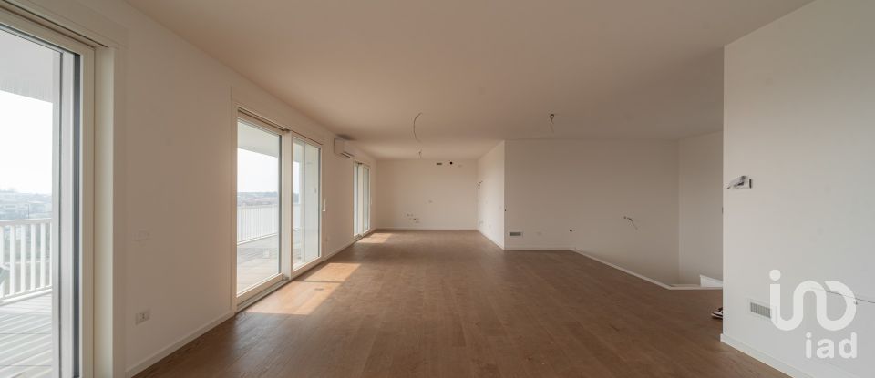 Appartamento 9 locali di 170 m² a Selvazzano Dentro (35030)