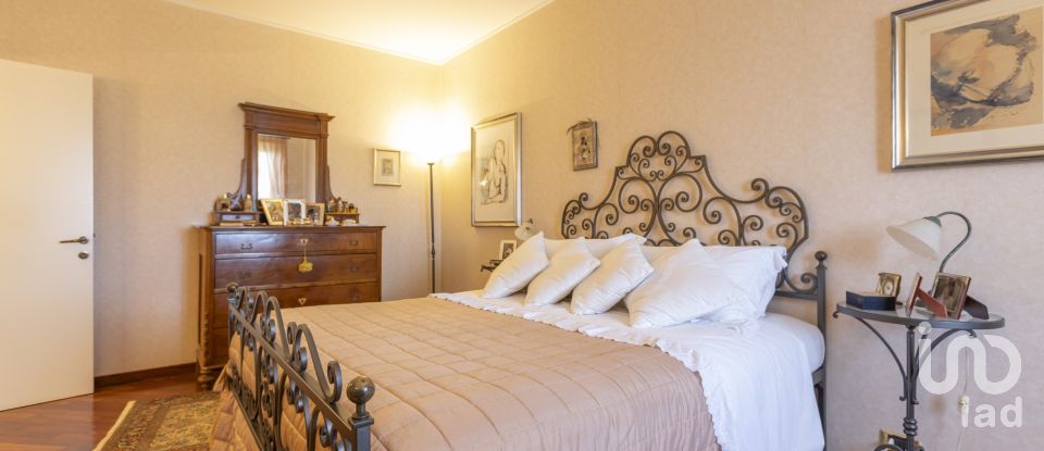 Quadrilocale di 249 m² a Porto Sant'Elpidio (63821)