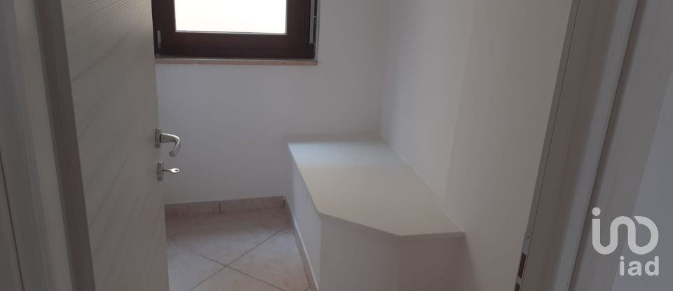 Appartamento 7 locali di 190 m² a San Benedetto del Tronto (63074)