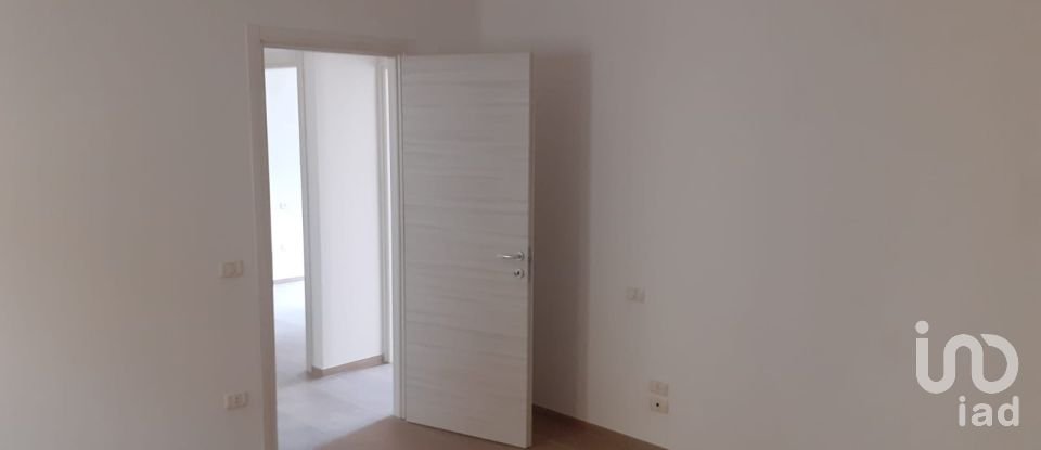 Appartamento 7 locali di 190 m² a San Benedetto del Tronto (63074)