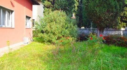 Casa indipendente / Villa 5 locali di 208 m² in Firenze (50132)
