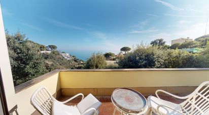 Casale 15 locali di 347 m² in Arenzano (16011)