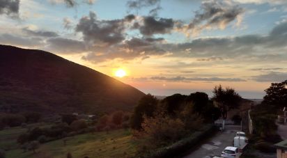 Appartamento 8 locali di 164 m² a Capaccio (84047)