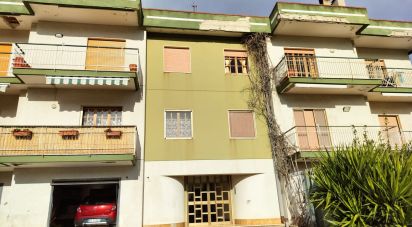 Appartamento 8 locali di 164 m² a Capaccio (84047)