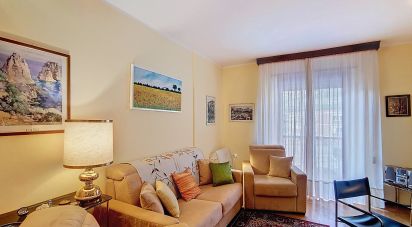 Trilocale di 81 m² a Aosta (11100)