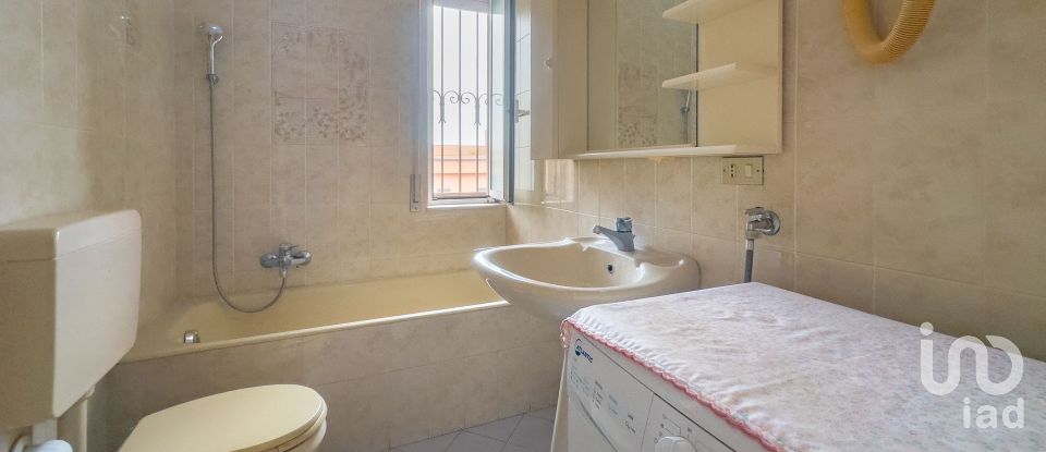 Trilocale di 70 m² a Loano (17025)