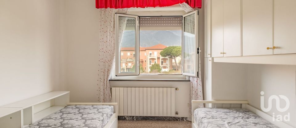 Trilocale di 70 m² a Loano (17025)