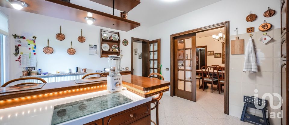 Casa indipendente 6 locali di 211 m² in Codigoro (44021)