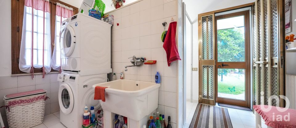 Casa indipendente 6 locali di 211 m² in Codigoro (44021)