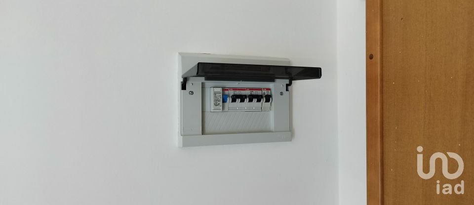 Appartamento 7 locali di 120 m² a Collecorvino (65010)