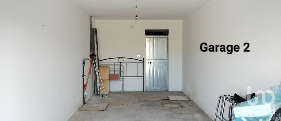 Appartamento 7 locali di 120 m² a Collecorvino (65010)