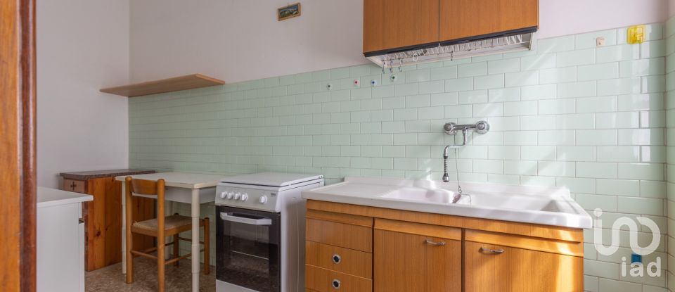 House 9 rooms of 245 m² in Montecosaro (62010)