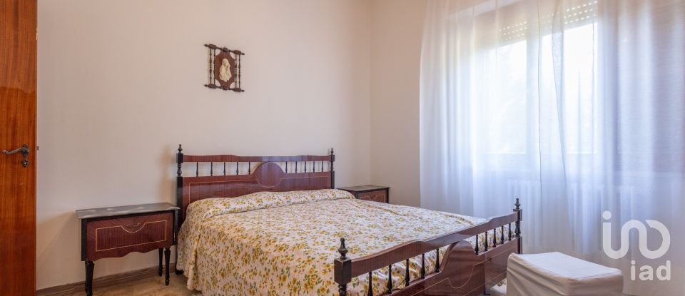 House 9 rooms of 245 m² in Montecosaro (62010)