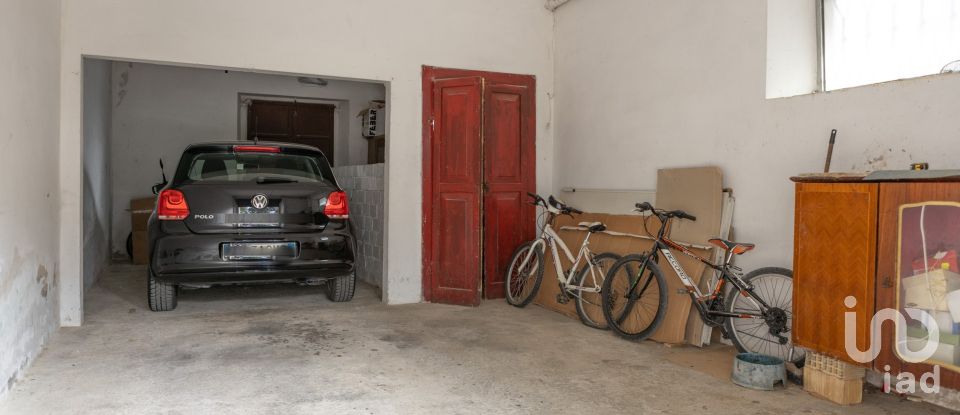 House 9 rooms of 245 m² in Montecosaro (62010)