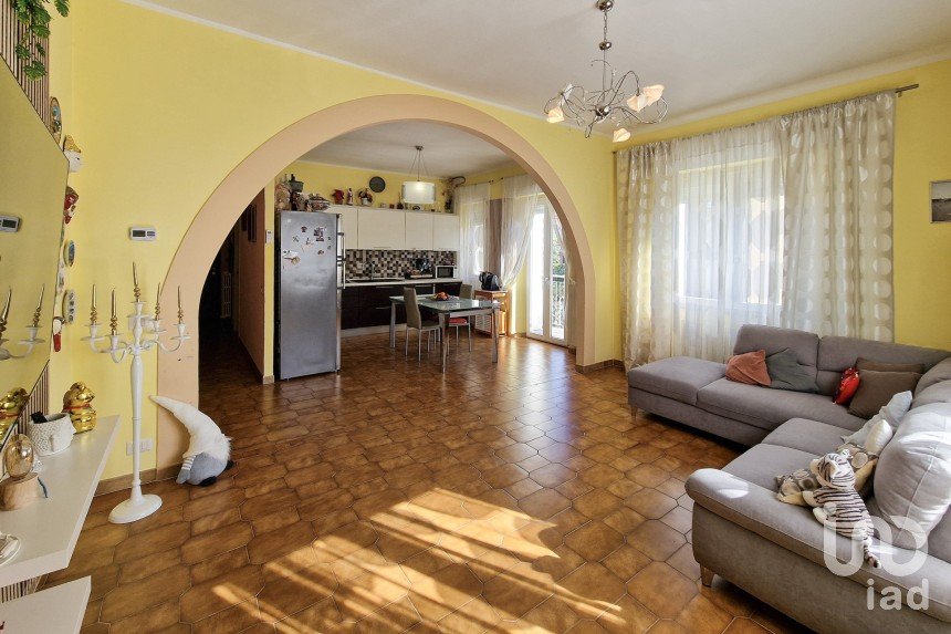 Four-room apartment of 110 m² in Civitanova Marche (62012)