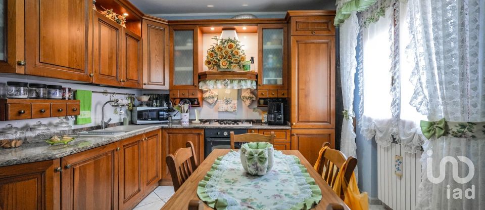 House 6 rooms of 130 m² in Ostellato (44020)