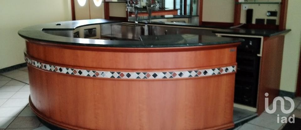 Varie superfici di 720 m² in Ripe San Ginesio (62020)