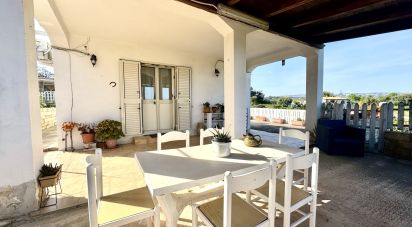 Casale 2 locali di 105 m² in Noto (96017)