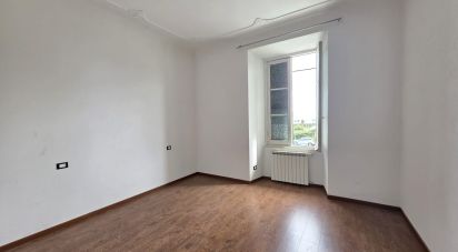 Apartment 6 rooms of 98 m² in Savona (17100)