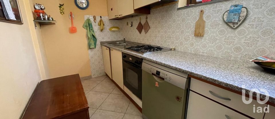 Casale 21 locali di 340 m² in Arezzo (52100)