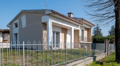 Casa indipendente / Villa 4 locali di 180 m² in Medole (46046)