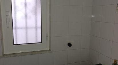 Negozio / locale commerciale di 70 m² in Genova (16153)