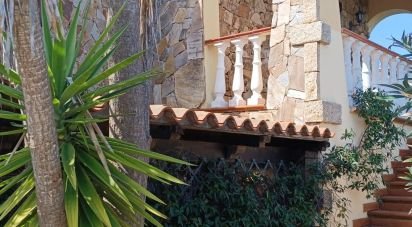 House 6 rooms of 188 m² in Loiri Porto San Paolo (07020)