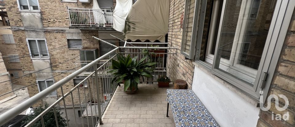 Appartamento 5 locali di 81 m² a Fermo (63900)