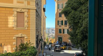Appartamento 10 locali di 180 m² a Genova (16122)