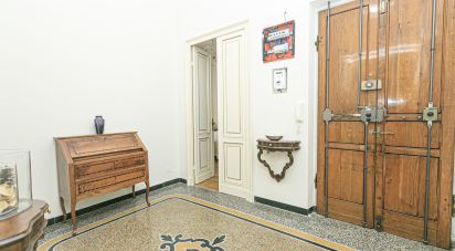 Trilocale di 109 m² a Genova (16145)