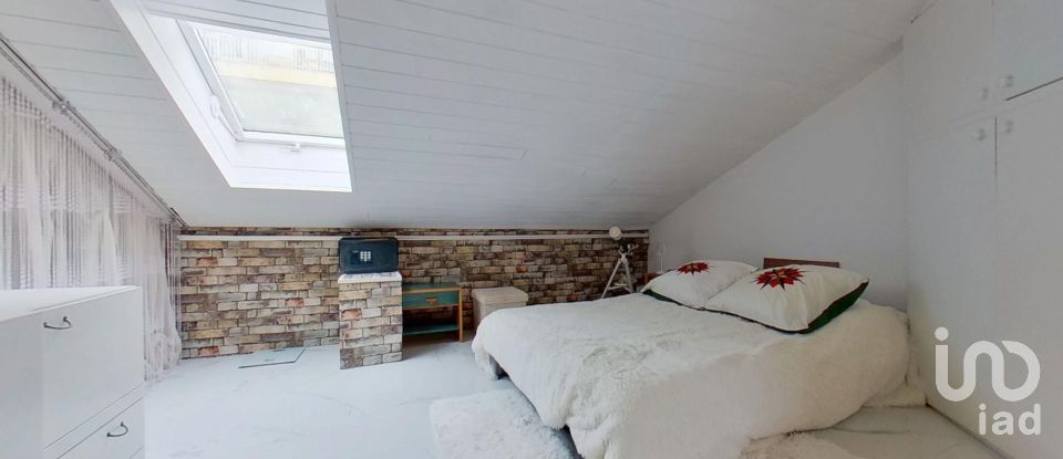 Four-room apartment of 120 m² in Ventimiglia (18039)