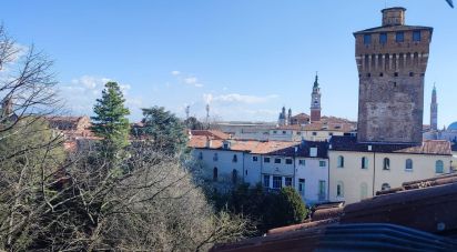 Apartment 5 rooms of 71 m² in Vicenza (36100)