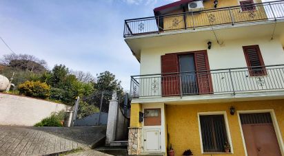 Appartamento 7 locali di 178 m² a Aiello Calabro (87031)