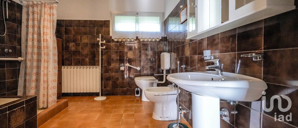 Casa indipendente / Villa 7 locali di 184 m² in Codigoro (44021)