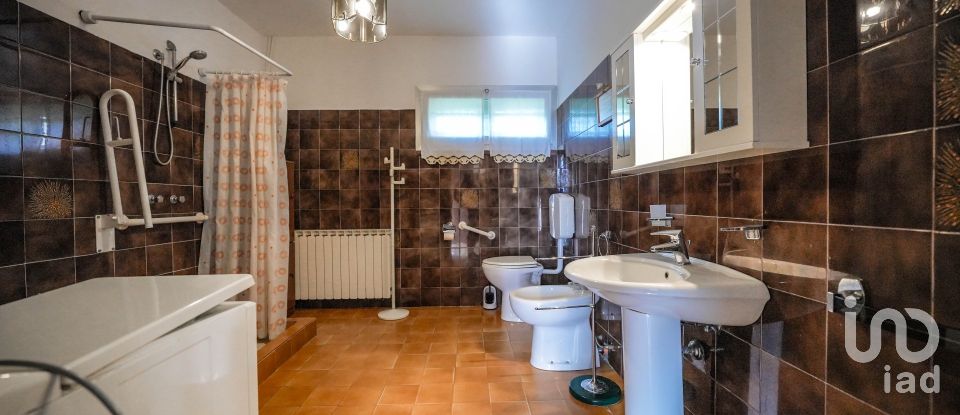 Casa indipendente / Villa 7 locali di 184 m² in Codigoro (44021)