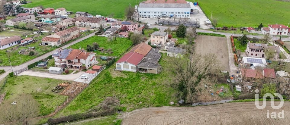 Casa indipendente / Villa 8 locali di 517 m² in Gaiba (45030)