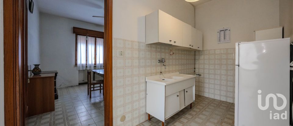Casa indipendente / Villa 8 locali di 517 m² in Gaiba (45030)
