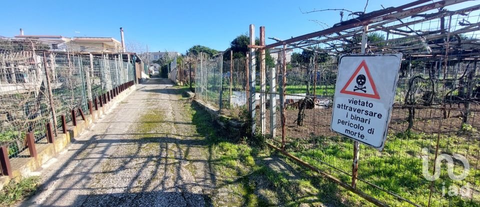 Terreno di 485 m² in Bacoli (80070)