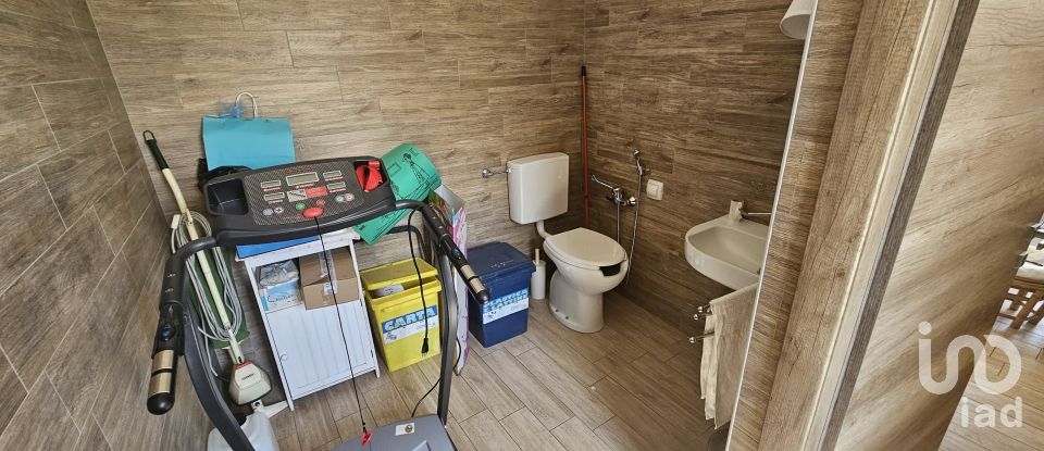 Shop / premises commercial of 50 m² in Rivarolo Canavese (10086)